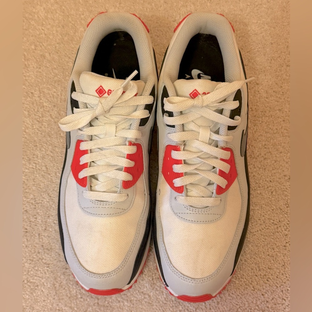 Mens Nike Air Max 90 GTX FD5810-101 White/Black/Bright Crimson No Box size 10.5 - Picture 2 of 10
